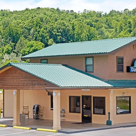 Days Inn By Wyndham Cherokee Near Casino Exteriör bild